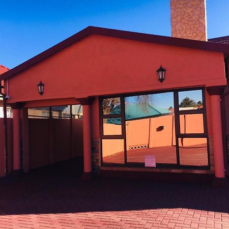 バンダービールパーク Forever Comfy Bed Bed & Breakfast エクステリア 写真